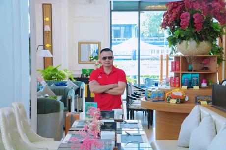 NSND TỰ LONG