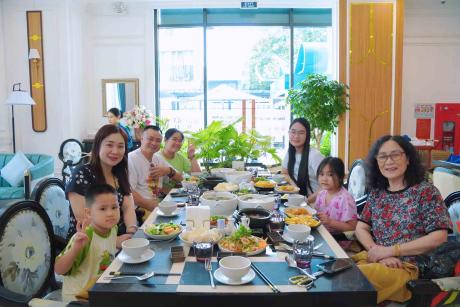 NSND TỰ LONG