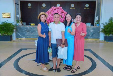 NSND TỰ LONG