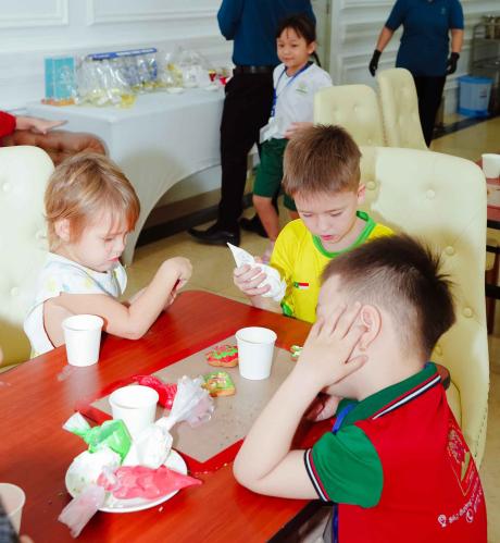 Christmas Tree Lighting Activity